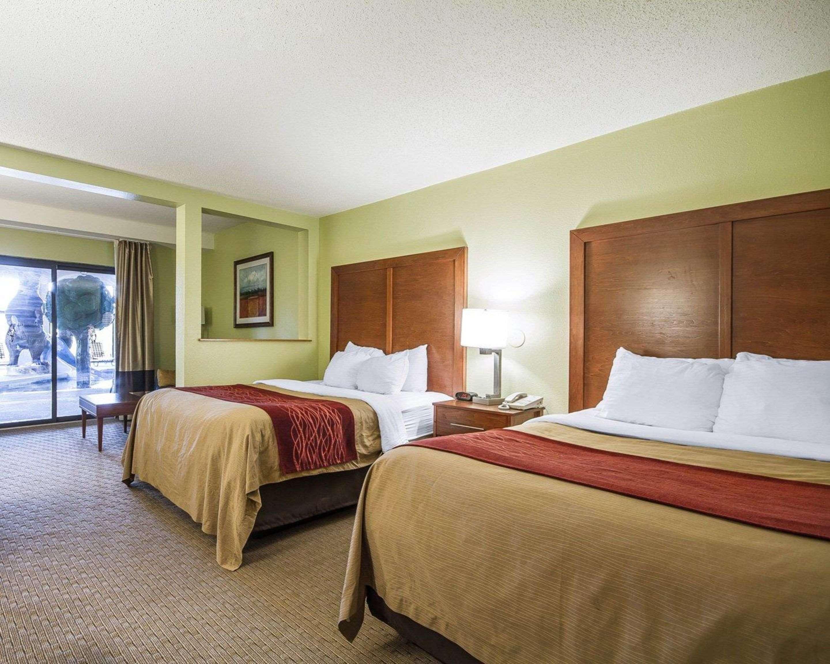 Comfort Inn & Suites Black River Falls I-94 Екстериор снимка