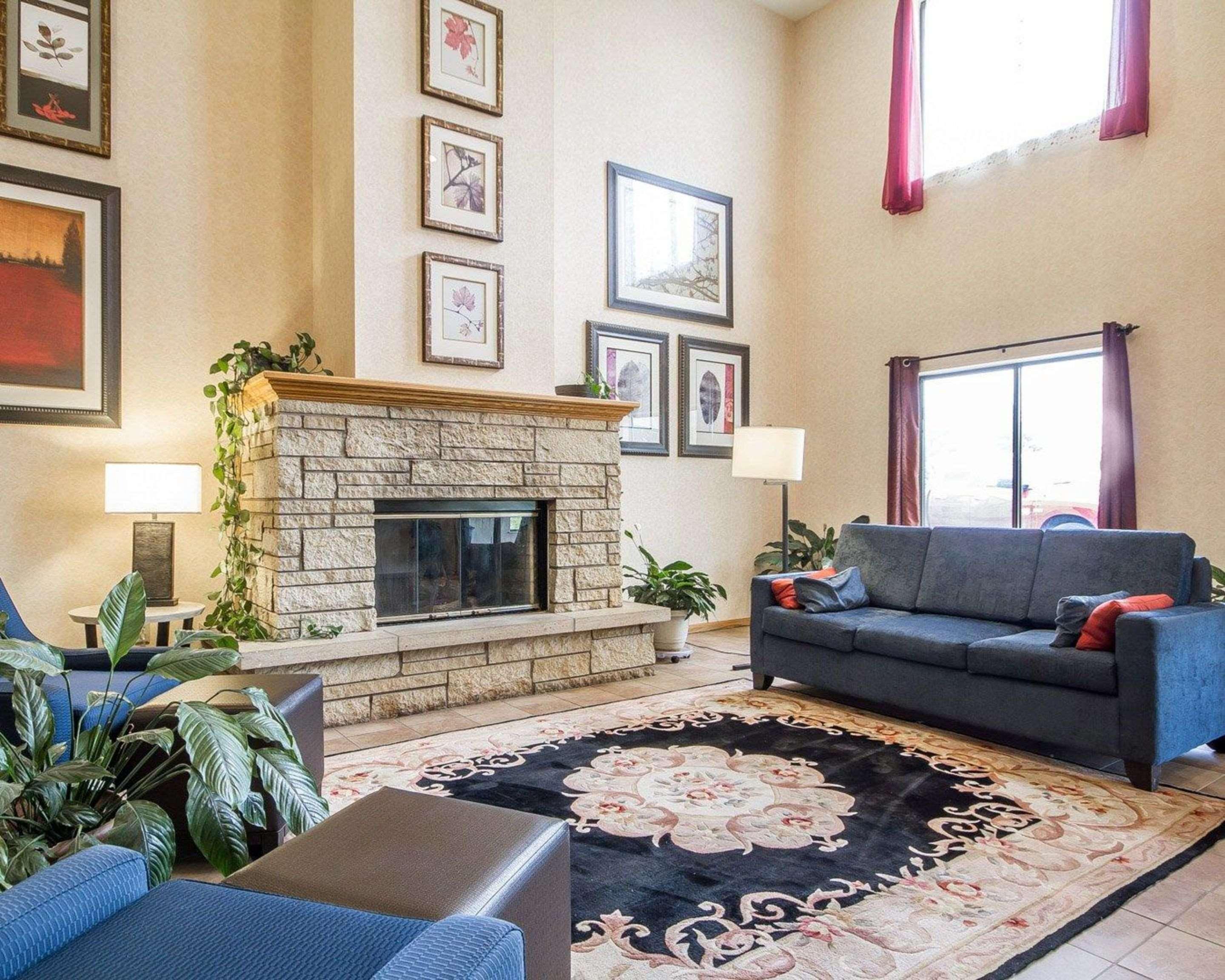 Comfort Inn & Suites Black River Falls I-94 Екстериор снимка