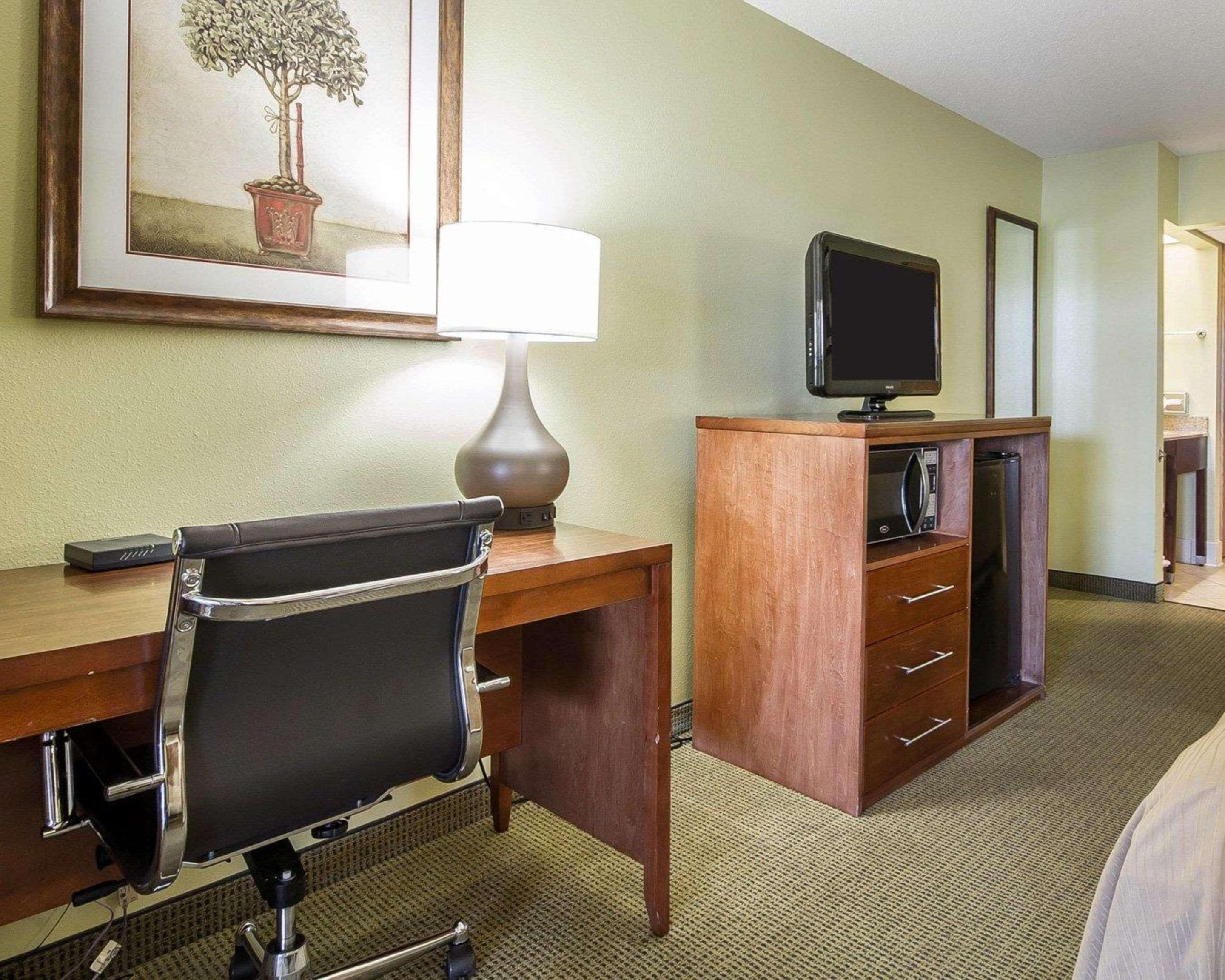 Comfort Inn & Suites Black River Falls I-94 Екстериор снимка