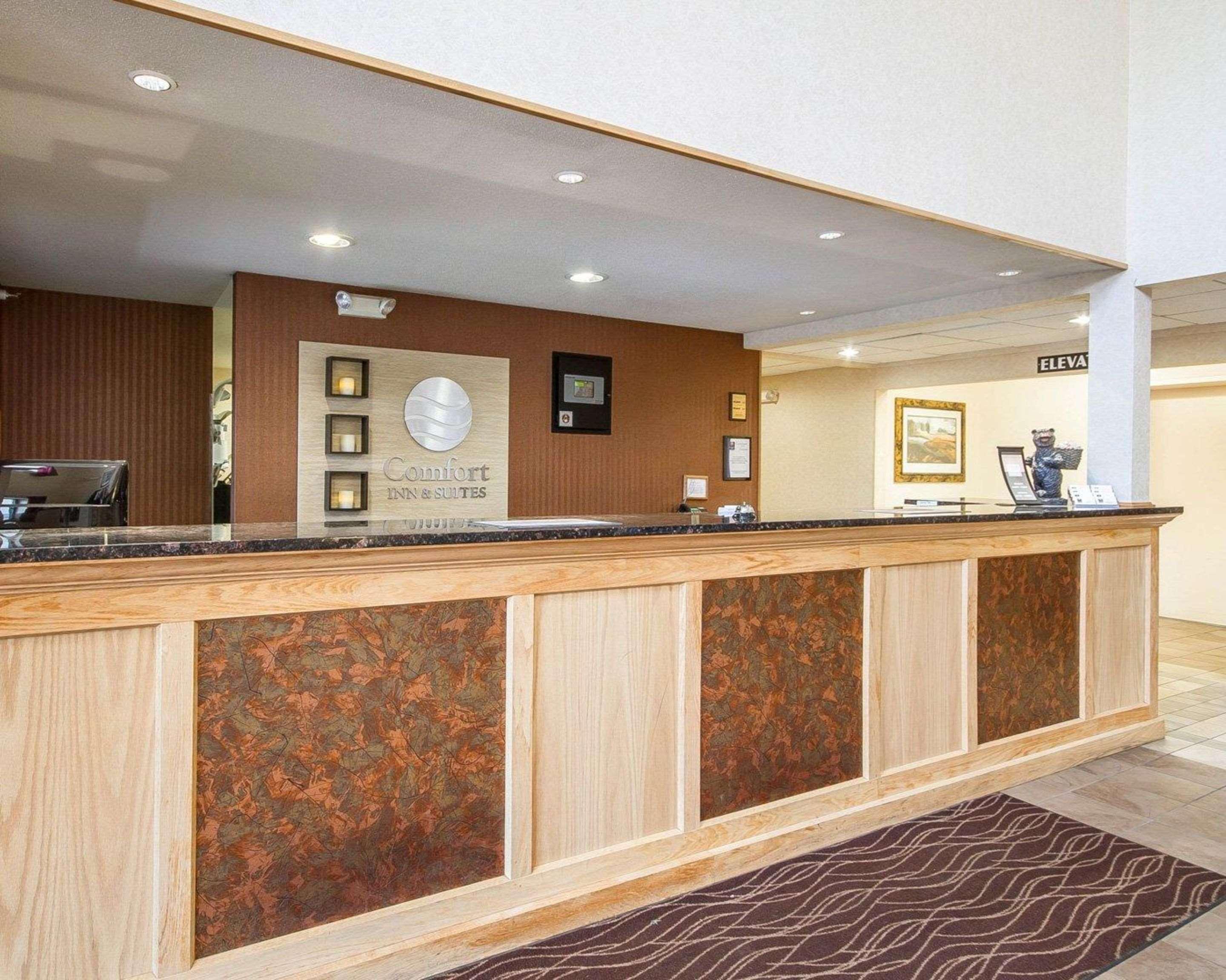 Comfort Inn & Suites Black River Falls I-94 Екстериор снимка