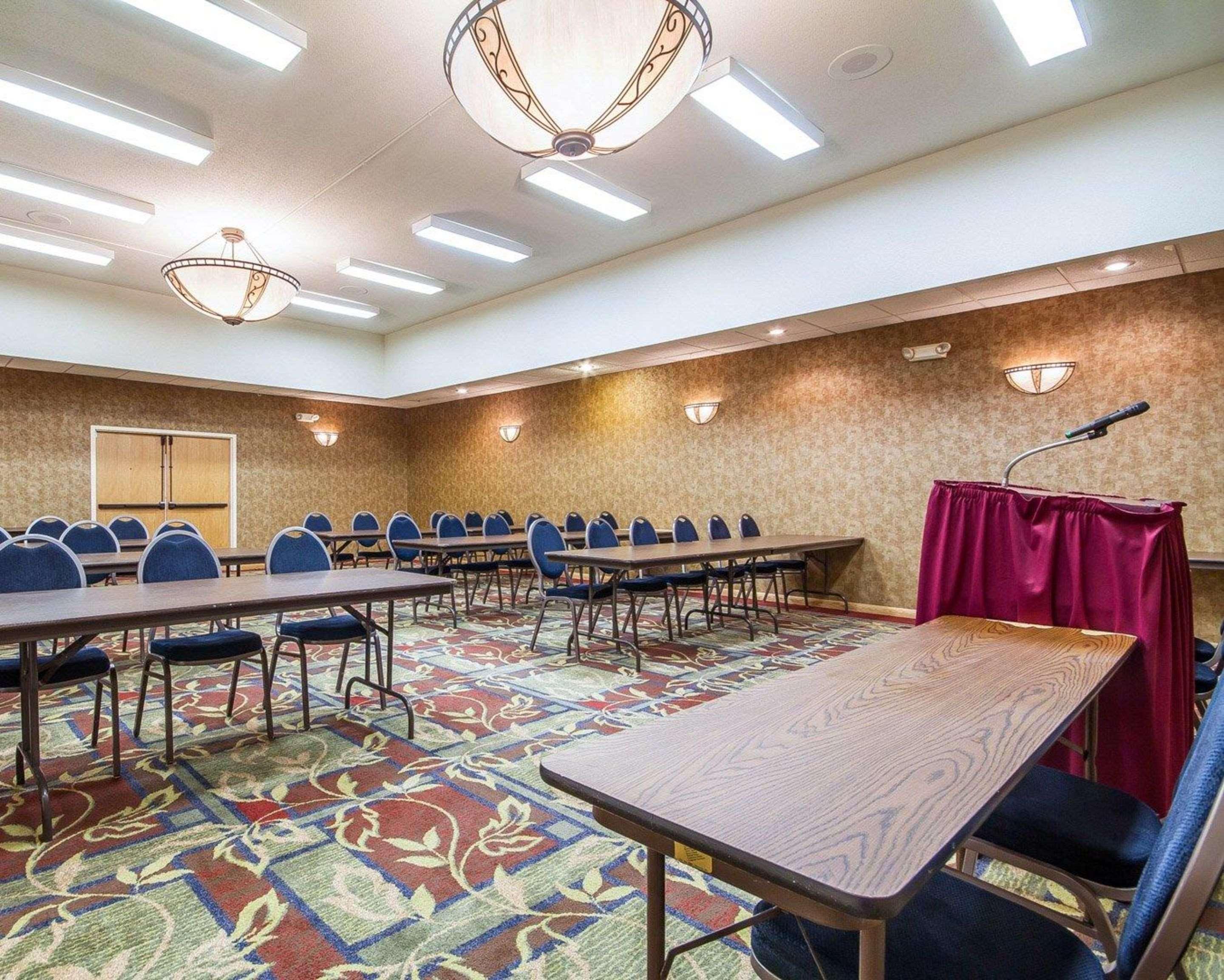 Comfort Inn & Suites Black River Falls I-94 Екстериор снимка