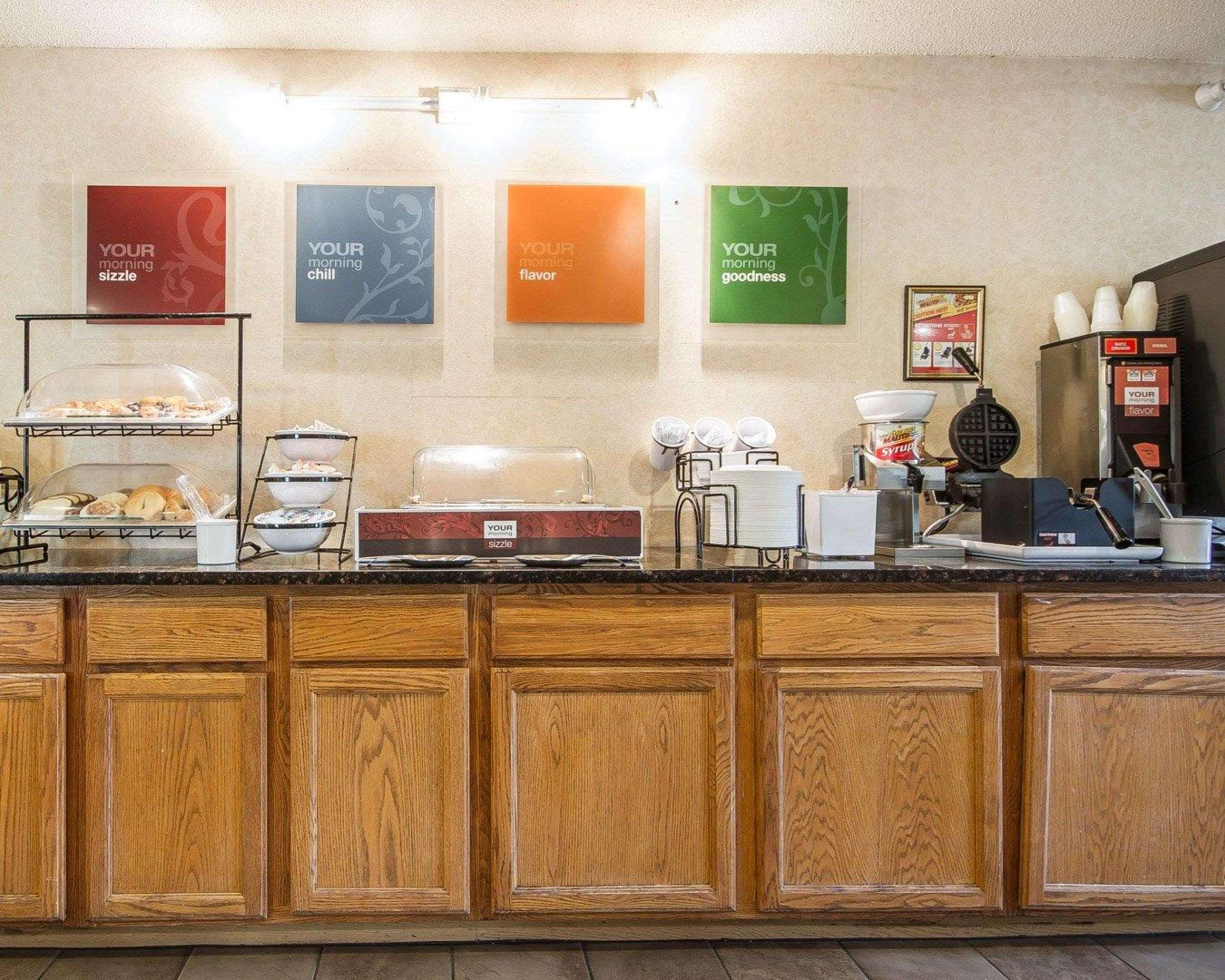 Comfort Inn & Suites Black River Falls I-94 Екстериор снимка