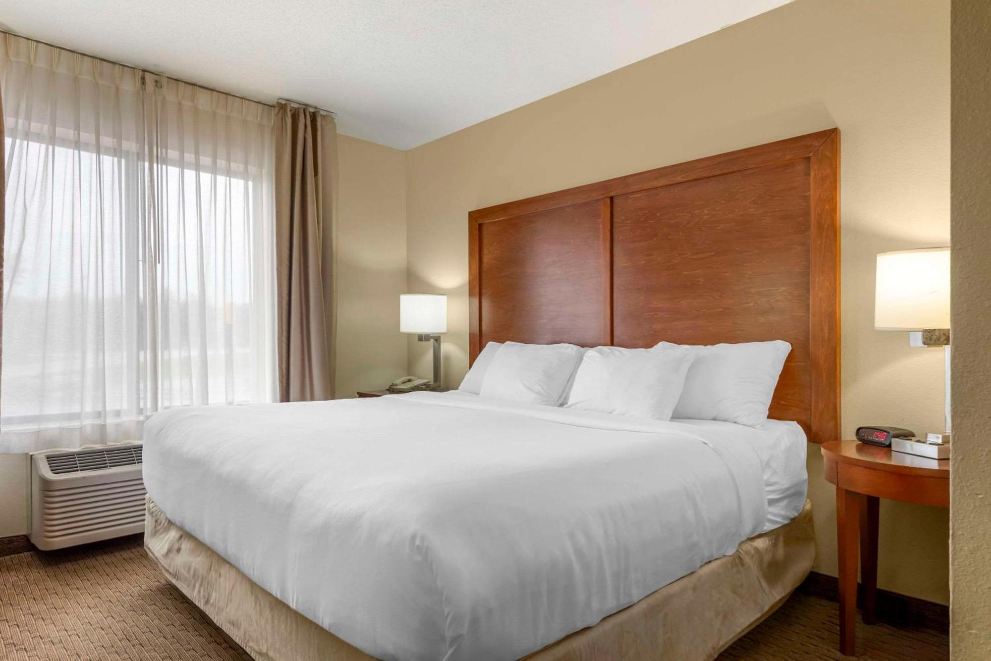 Comfort Inn & Suites Black River Falls I-94 Екстериор снимка