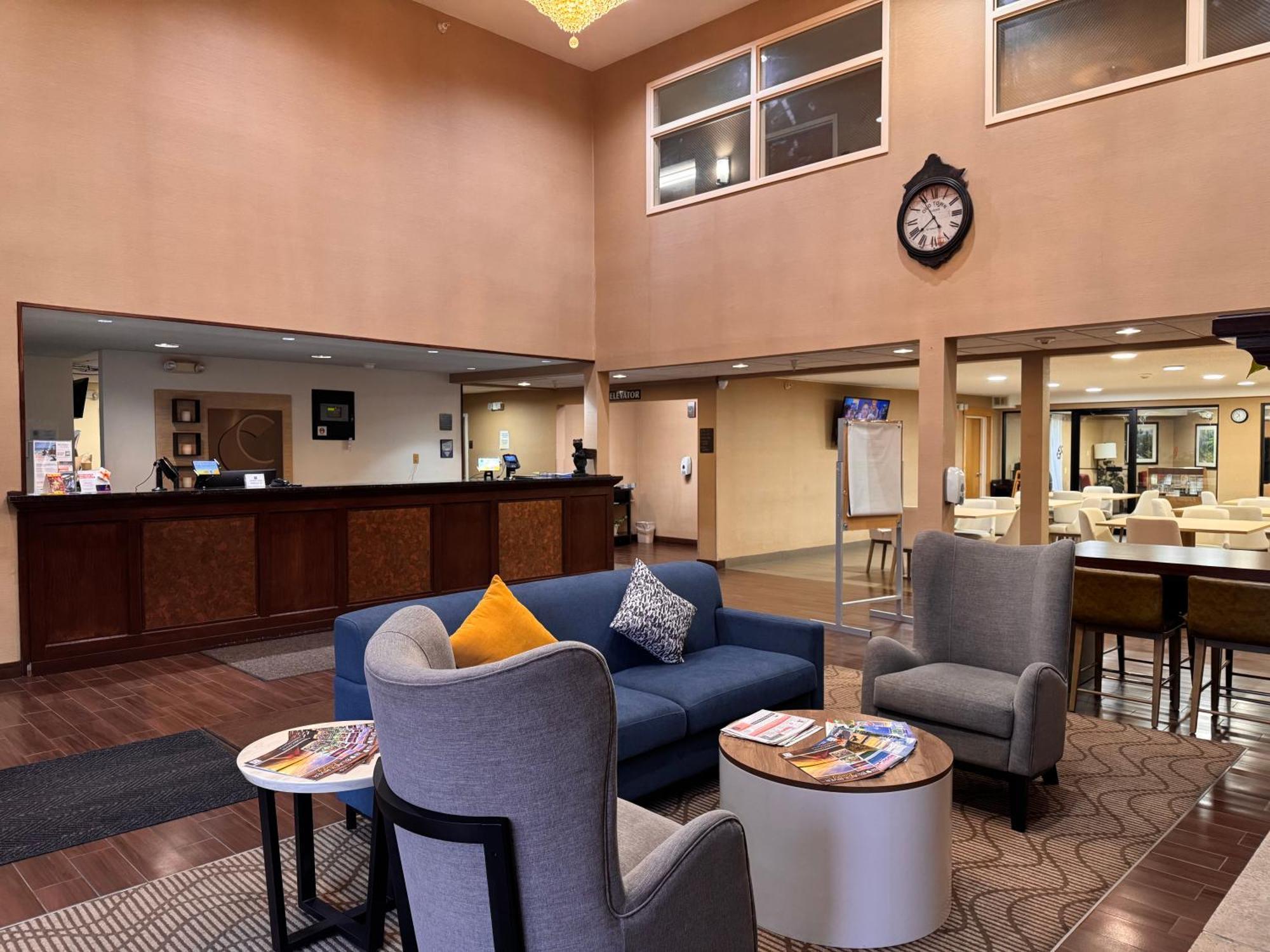 Comfort Inn & Suites Black River Falls I-94 Екстериор снимка